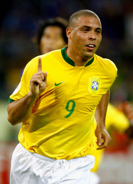 對薩內進行 對薩內進行