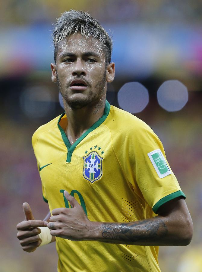 使得他成为 使得他成为